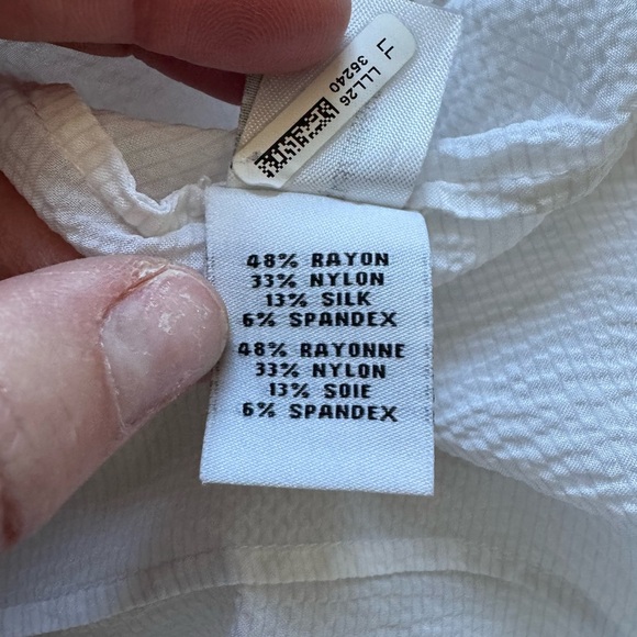 Women's Diane von Furstenberg Textured White Blouse Sheer Shirt Size 4 - Picture 7 of 7